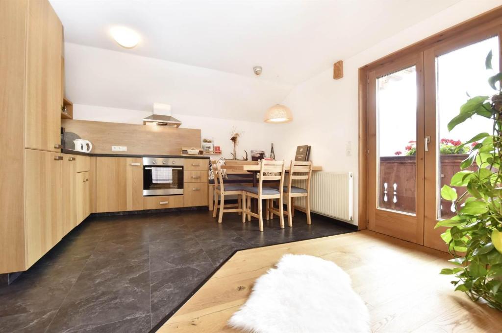 Kuchyň nebo kuchyňský kout v ubytování Ferienwohnung Frömlig