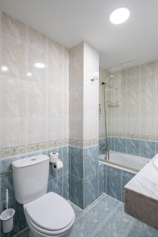 Koupelna v ubytování Hostal Alda Río Duero