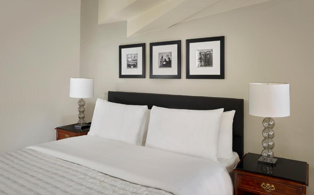 The Dilly - Standard Double Room