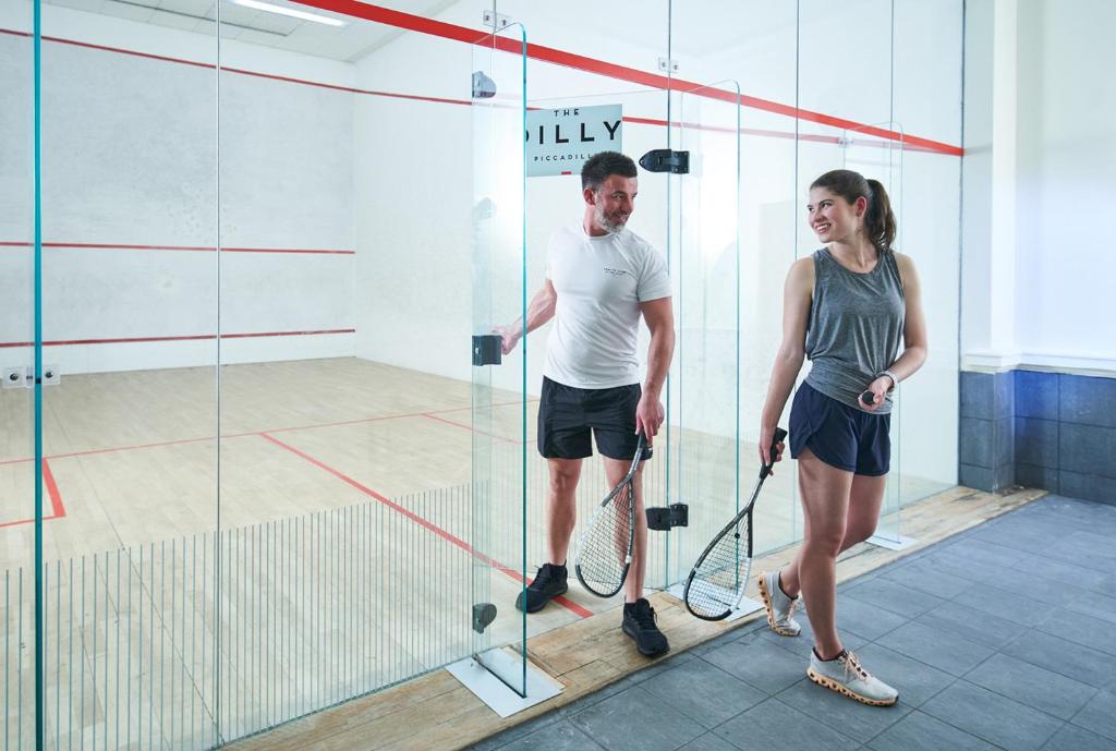 The Dilly - Resim 15