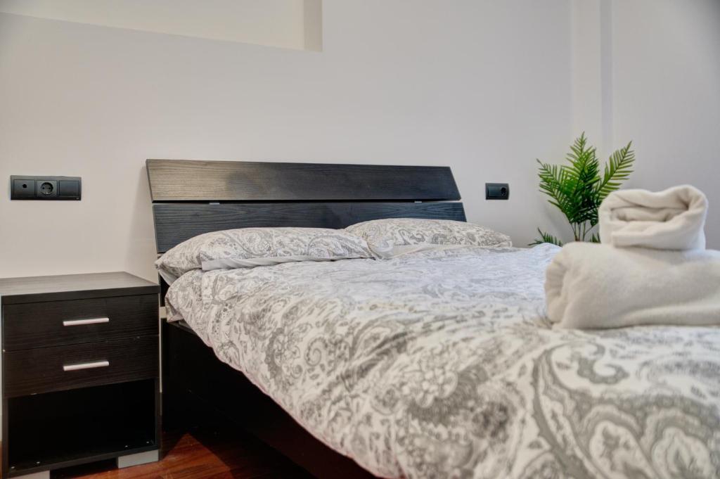 Postel nebo postele na pokoji v ubytování Apartamentos Rioja Confort by Clabao