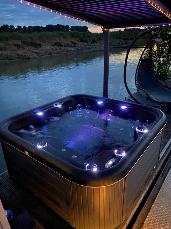 Hafen Oase - Hausboote, Whirlpool, Sauna, Wellness - Casa Casa Con Una Camera Da Letto