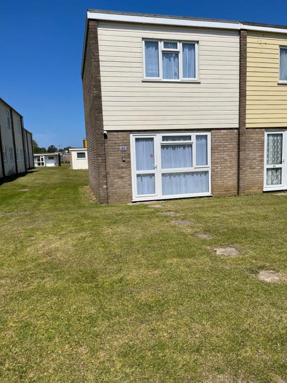 63 Bermuda, Hemsby (updated prices 2024)