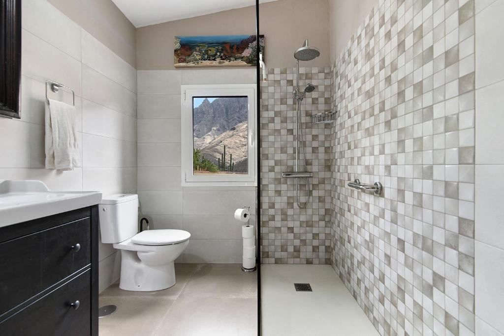 A bathroom at La Suerte
