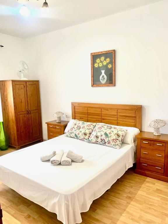 Postel nebo postele na pokoji v ubytování Can Pantoni piscina privada