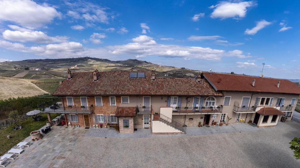 Splošen pogled na gorovje oz. razgled na gore, ki ga ponuja the country house