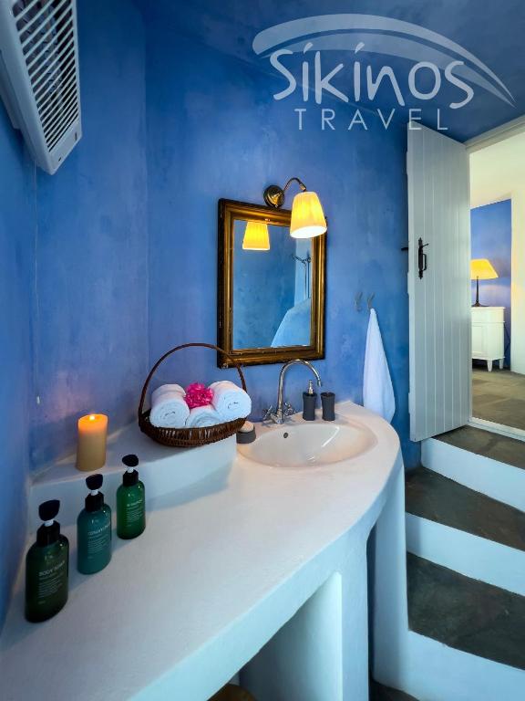 Fotografie z fotogalerie ubytování Traditional Maisonette with picturesque Chora View v destinaci Chora Folegandros