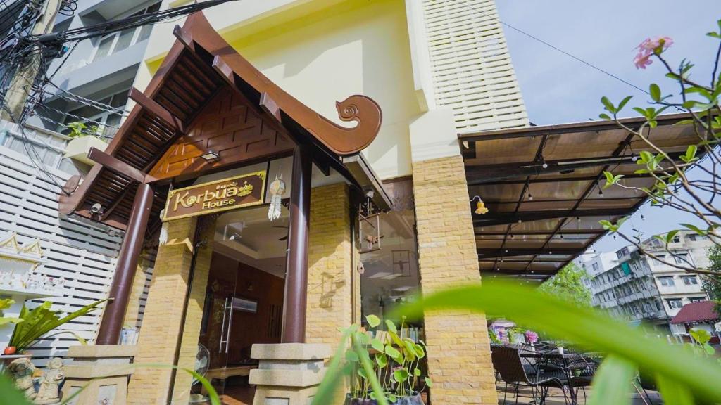 Korbua House - Resim 8