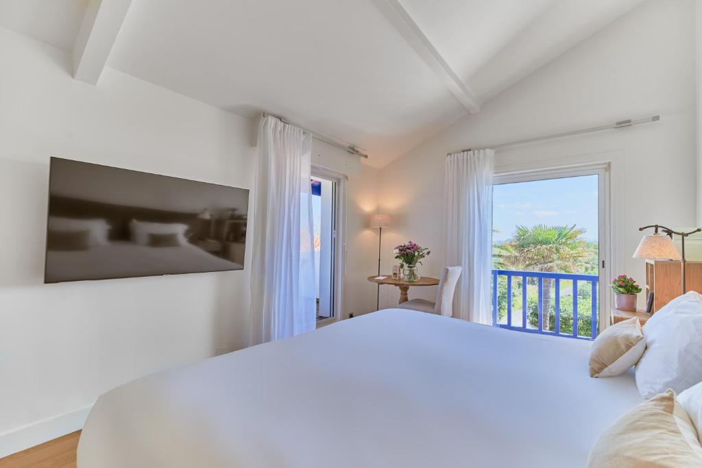 Villa L'Arche - Habitación Doble Estándar Con Vistas A La Ciudad