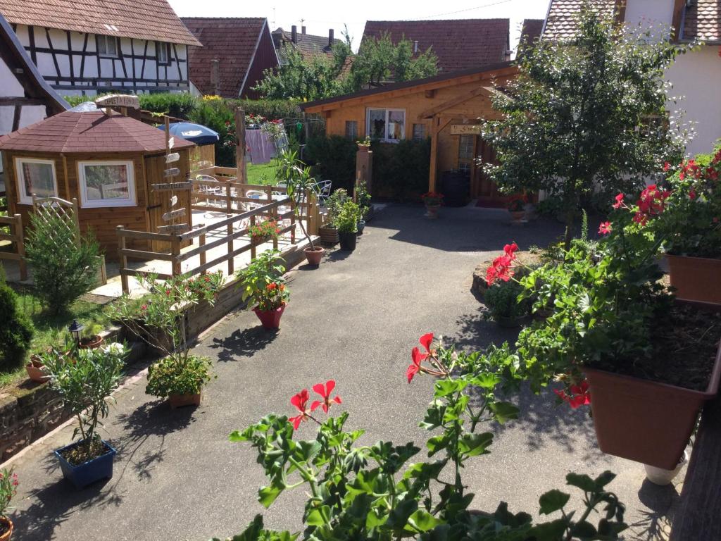 Zahrada ubytování Maison d'Hôtes Douce Nuit