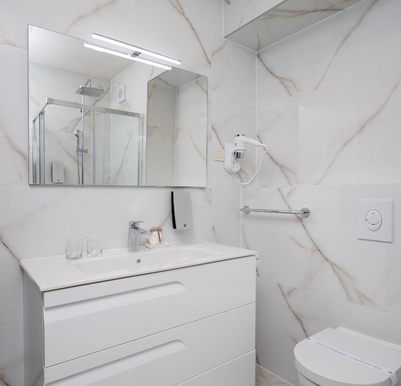 Hotel Central Beach 9 - 6