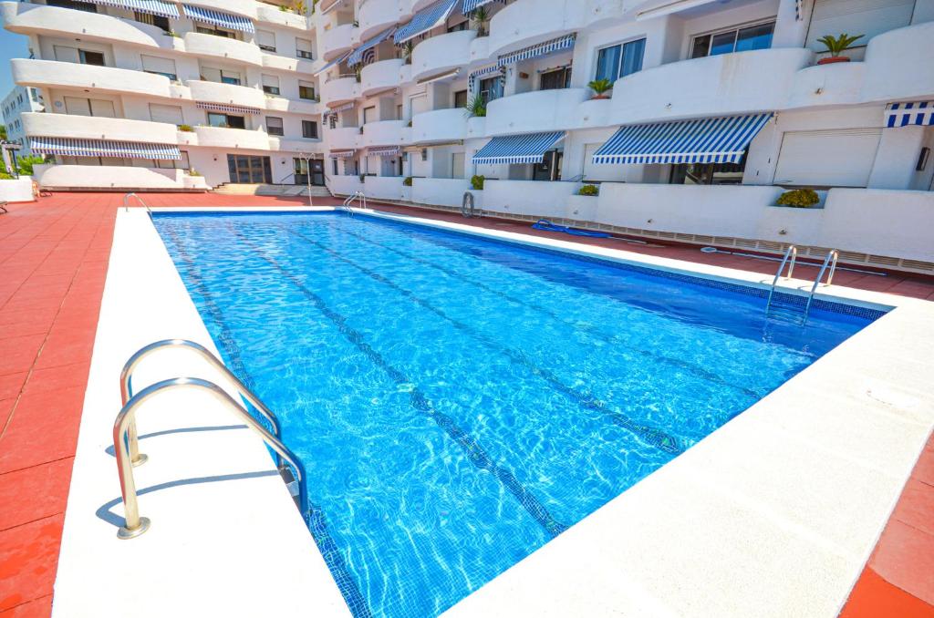 Marinada ONLY FAMILIES, Cambrils – Updated 2023 Prices