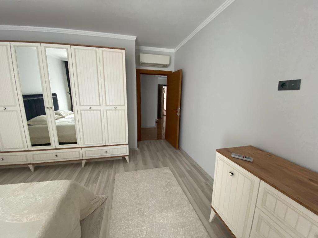 Kaşüstü Şehrinaz Evleri