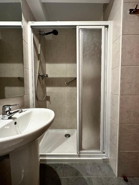 A bathroom at Pension Anoeta