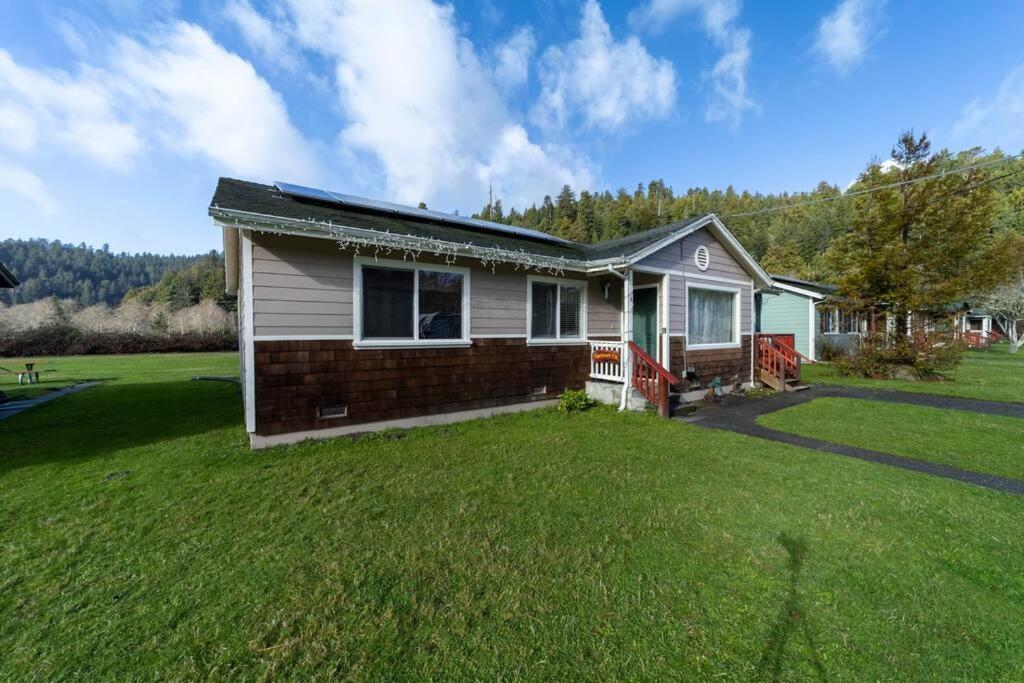 Elk Meadow Cabins 11A Roosevelt Elk Suite, Orick (updated prices 2024)