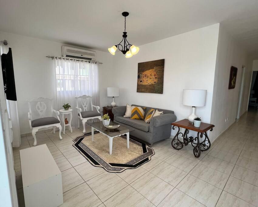 Casa en caleta la romana, La Romana (precios actualizados 2024)