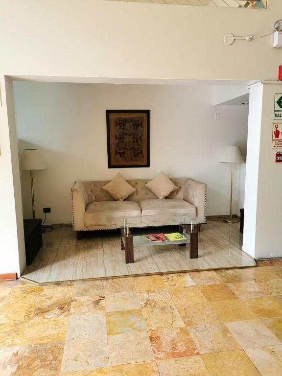 Posezení v ubytování Epiqus Hotel