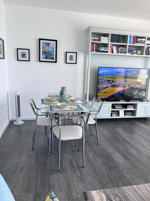 Duplex Seaview Condo - Image 4