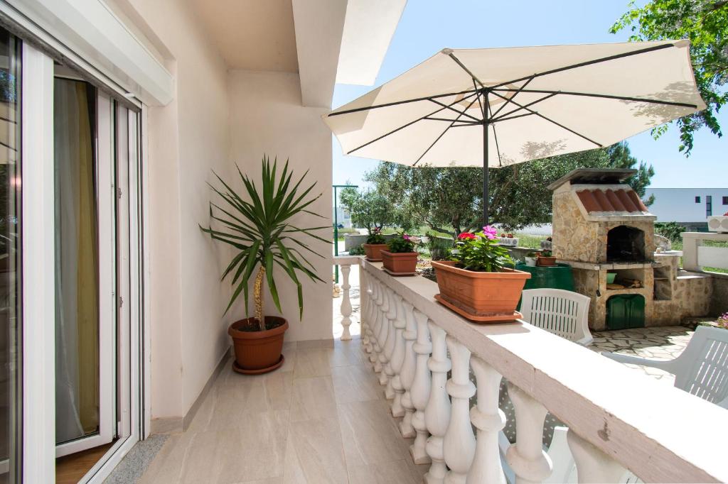Balkón nebo terasa v ubytování Apartment Ivan Vrsi