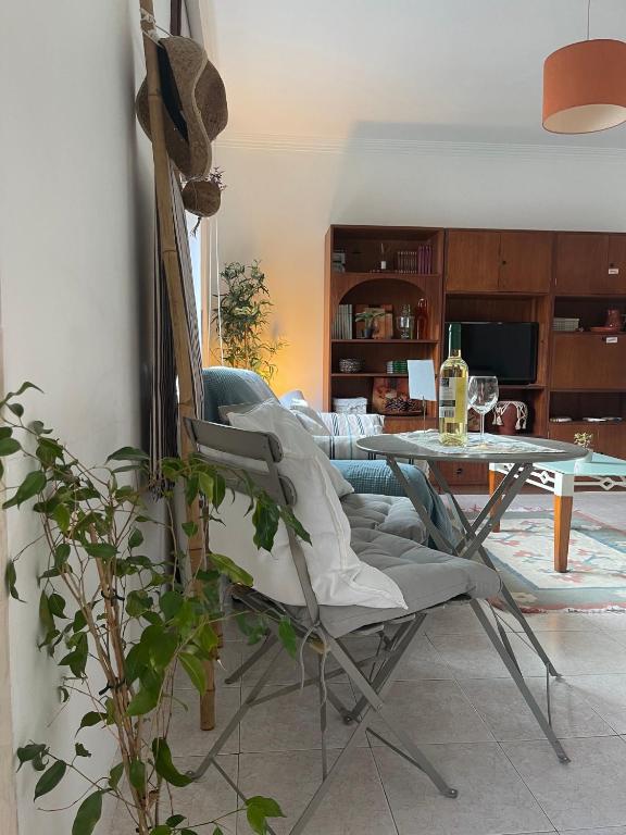 Posezení v ubytování BestHomeStay- Caparica Beach Lisbon