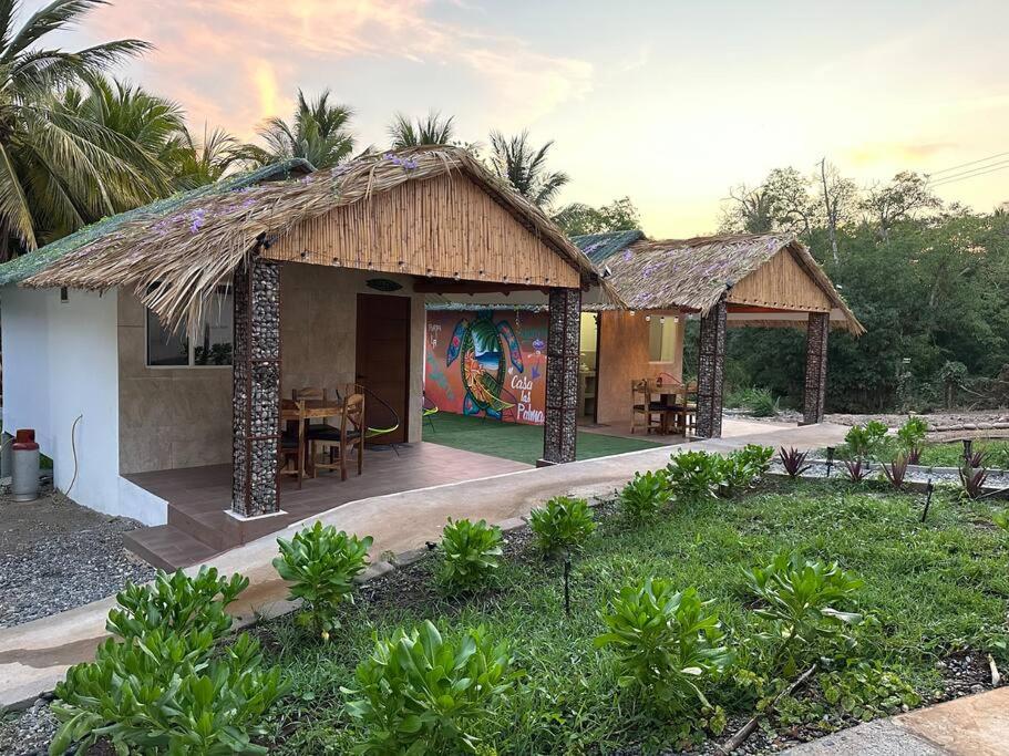 Casa Edén Playa las Saladita, La Majahua (precios actualizados 2024)