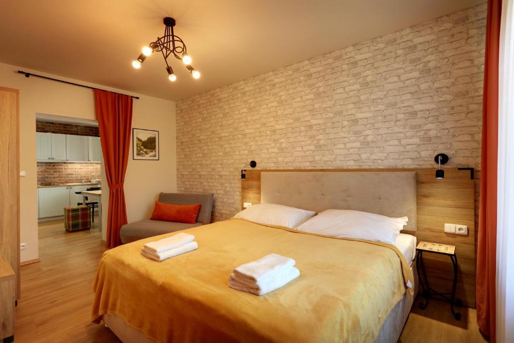 APARTMÁNY ADAM - 12