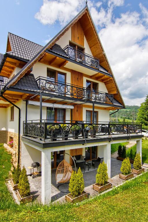 Budova, v ktorej sa apartmánový hotel nachádza