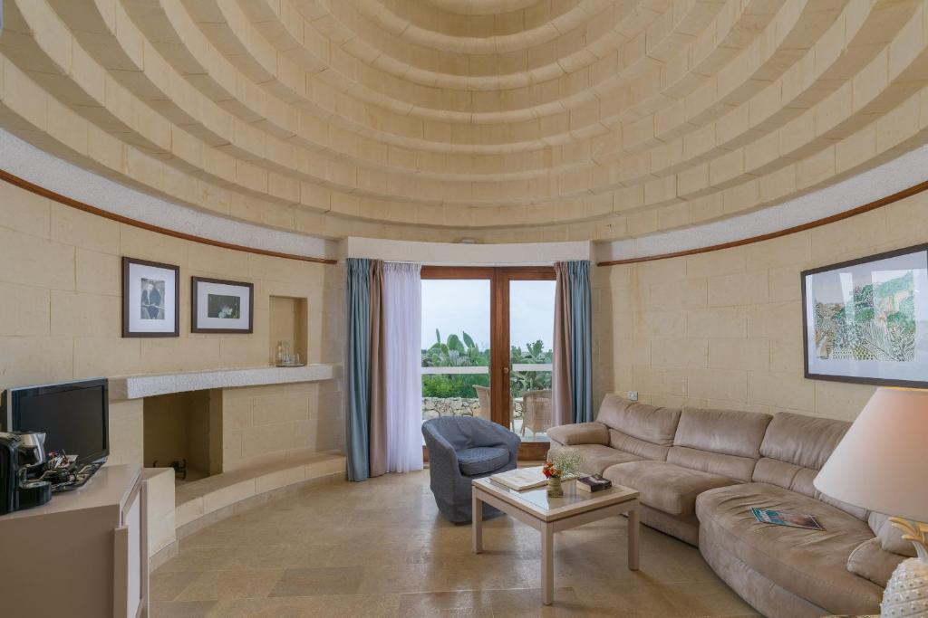 Posezení v ubytování Hotel Ta' Cenc & Spa