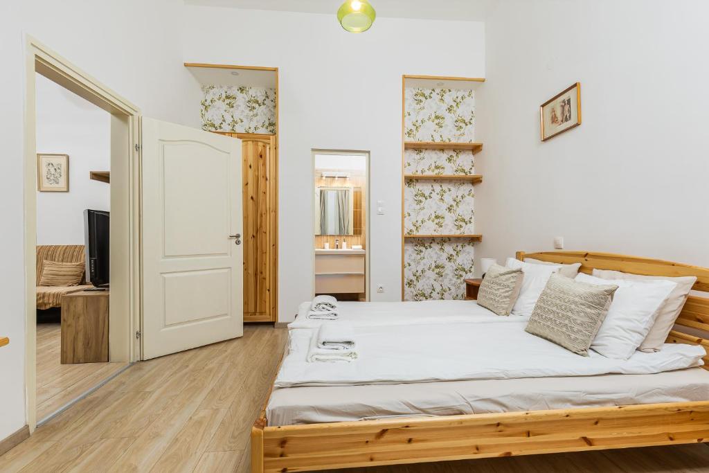 Venus Apartments - Oktogon I 1067 Budapest, 9 Teréz körút kép - 1