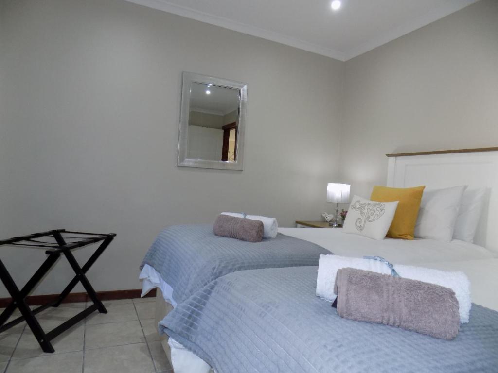 2-Bedroom Apartment within 1km of The Point Beach - Image 20