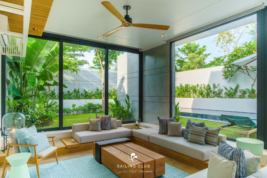 Sailing Club Signature Resort Phu Quoc - 4