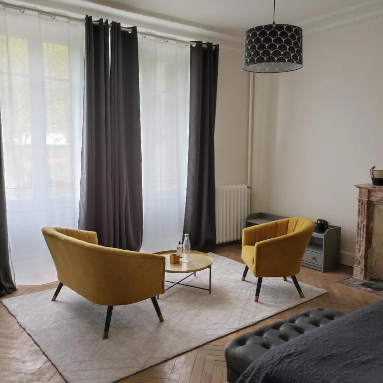 Posezení v ubytování La Grande Maison Mazamet