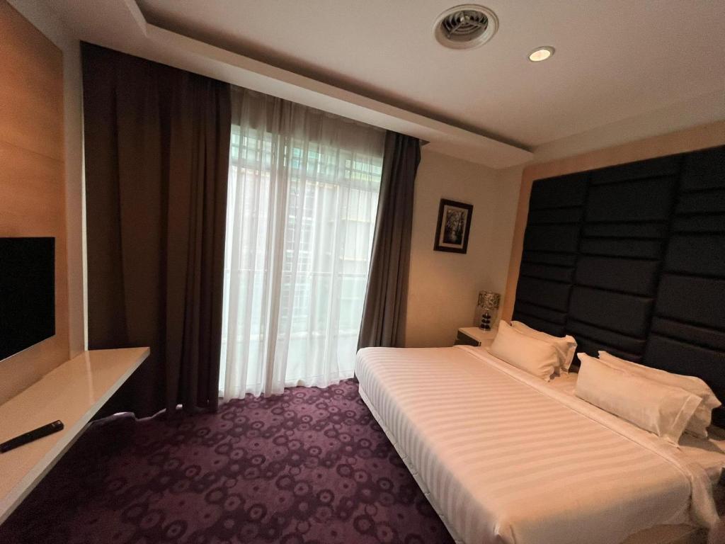 TV a/nebo společenská místnost v ubytování Jindagu Hotel Ipoh