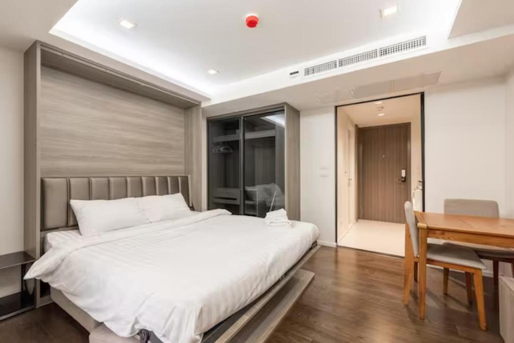 Circle Rein Sukhumvit 12 #1BR#Pool&Gym#Near Terminal 21#Max2 - One-Bedroom Apartment