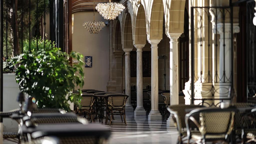 Hotel Casa Palacio María Luisa, Jerez de la Frontera ...