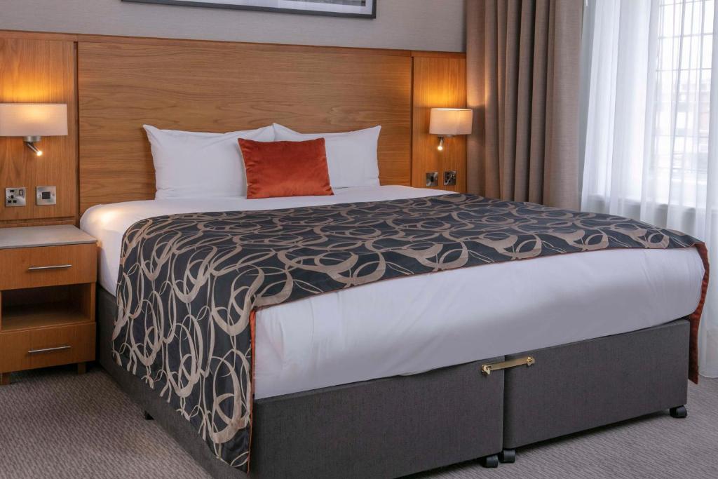 The Crown London, WorldHotels Distinctive - Resim 17