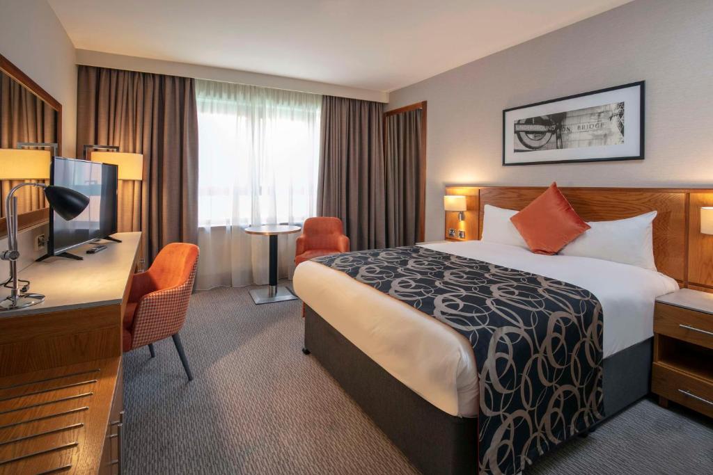The Crown London, WorldHotels Distinctive - Resim 21