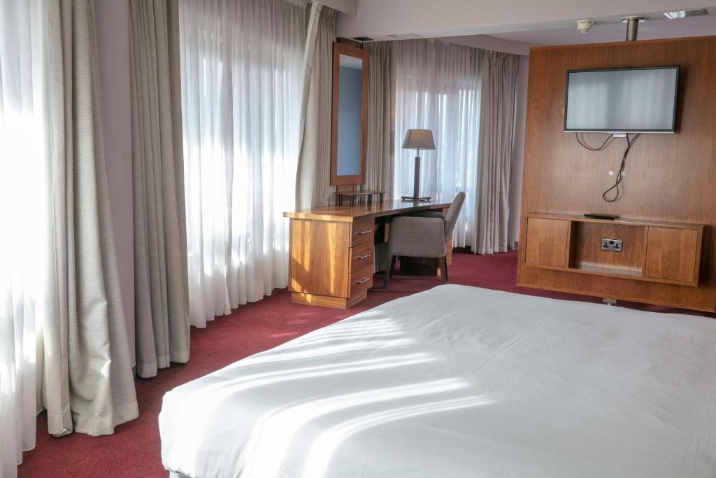 The Crown London, WorldHotels Distinctive - Resim 23