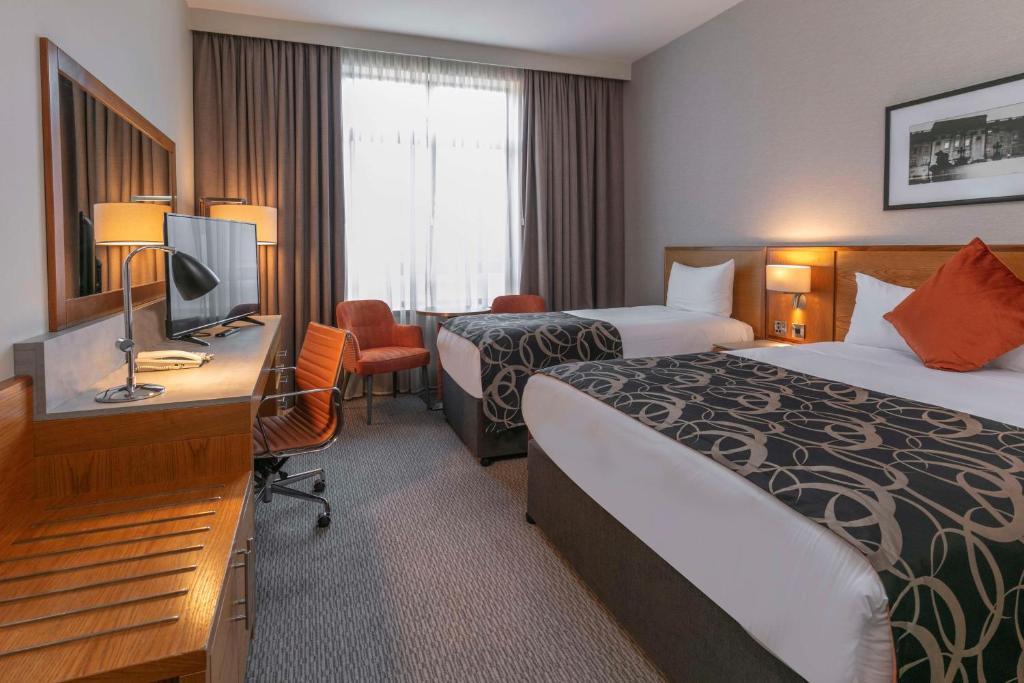 The Crown London, WorldHotels Distinctive - Resim 29