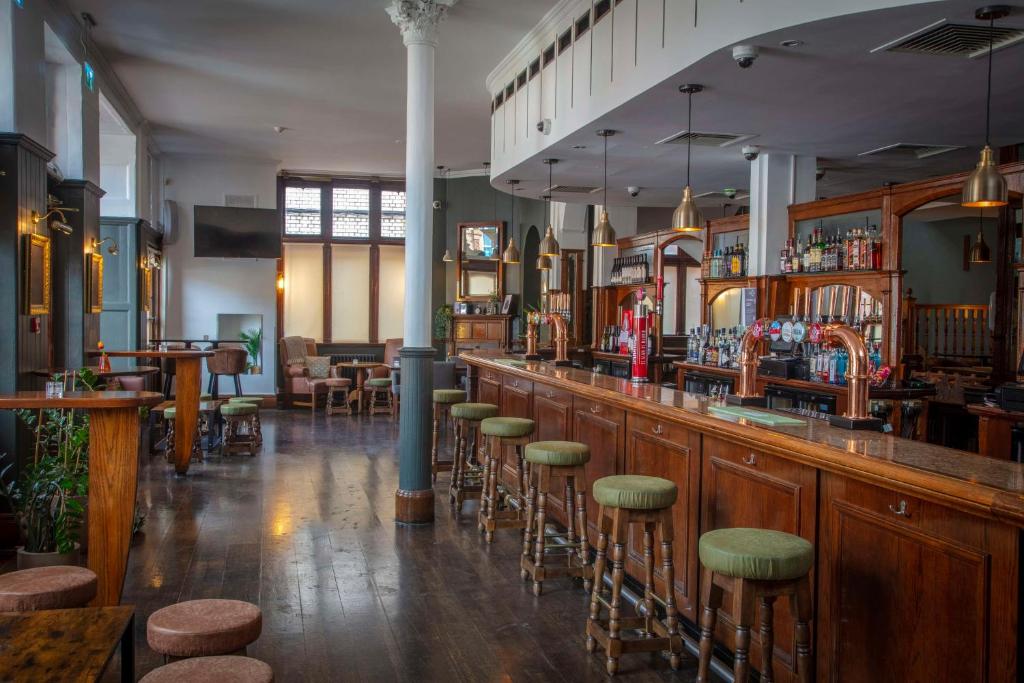 The Crown London, WorldHotels Distinctive - Resim 36