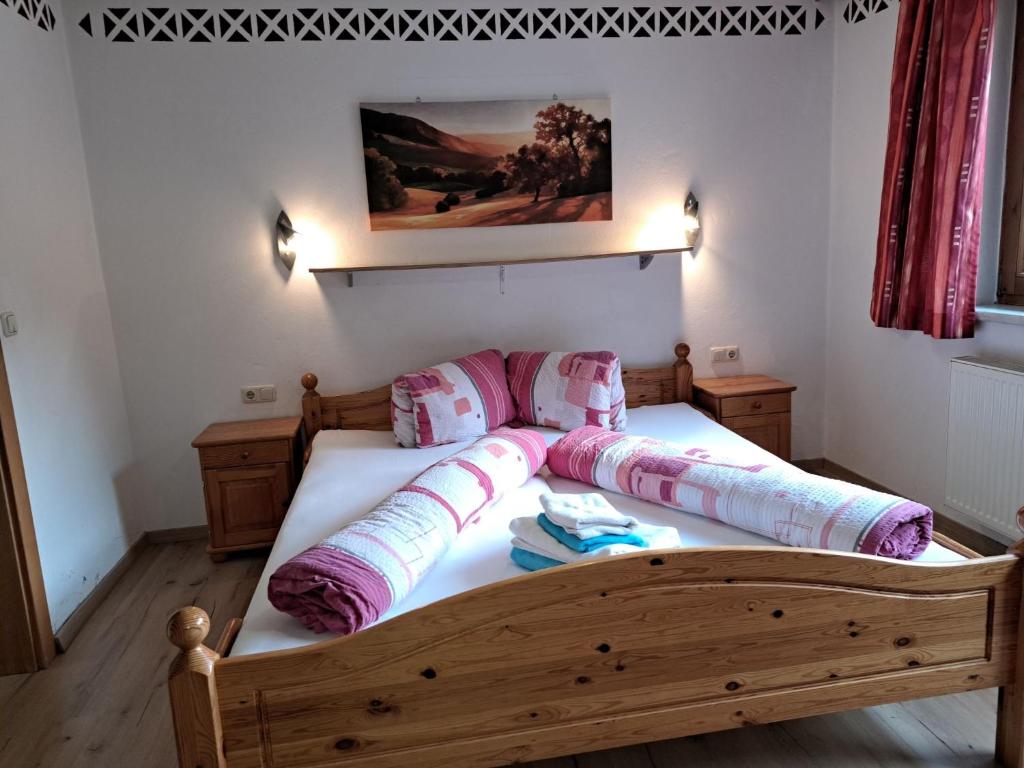 Posteľ alebo postele v izbe v ubytovaní Apartment Yasmin by Interhome