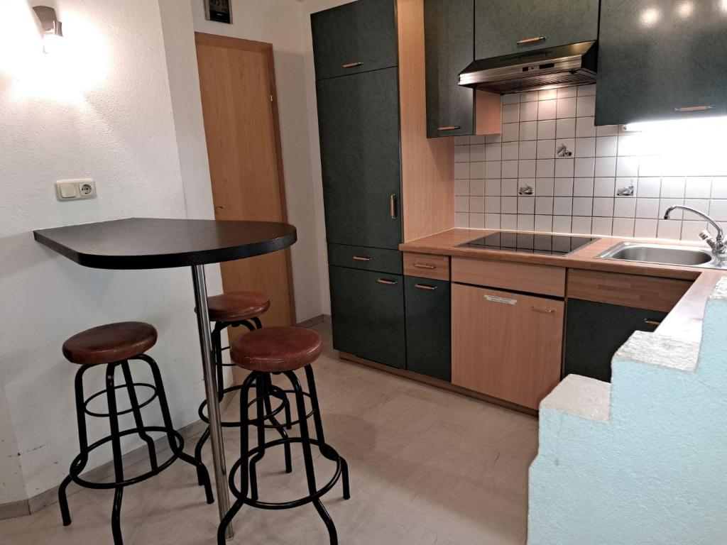 Kuchyňa alebo kuchynka v ubytovaní Apartment Yasmin by Interhome
