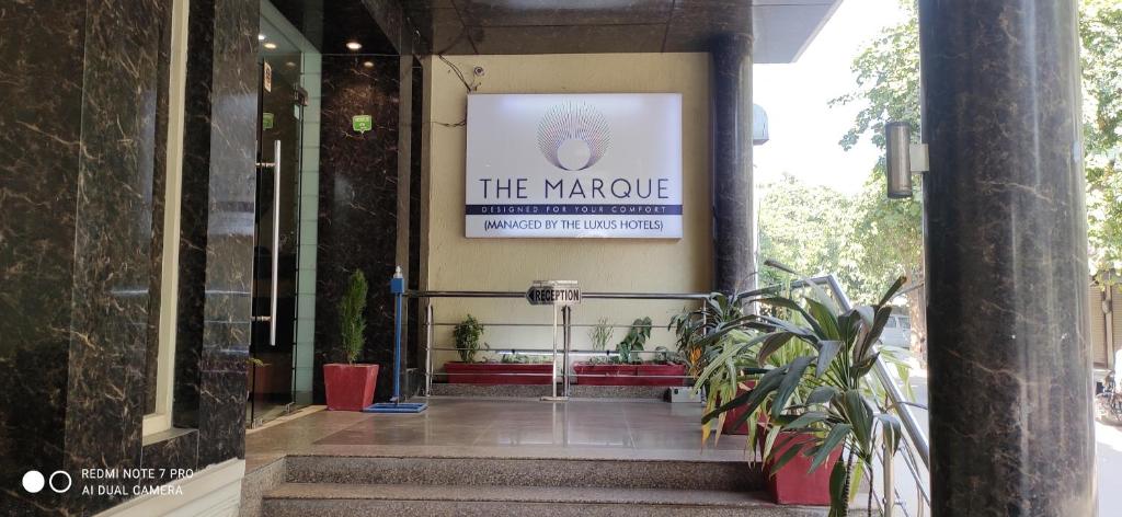 Η πρόσοψη ή η είσοδος του Hotel The Marque Mathura