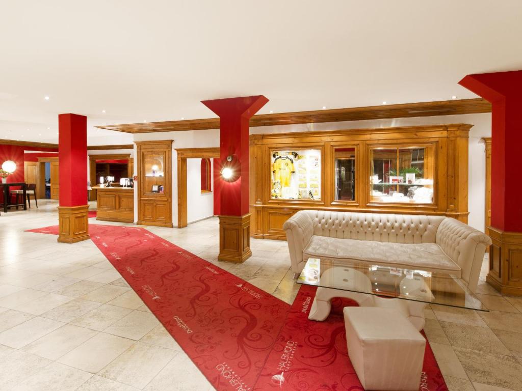 Posezení v ubytování DORMERO Hotel Plauen