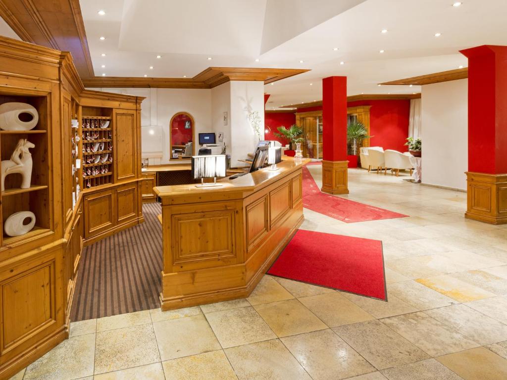 Posezení v ubytování DORMERO Hotel Plauen