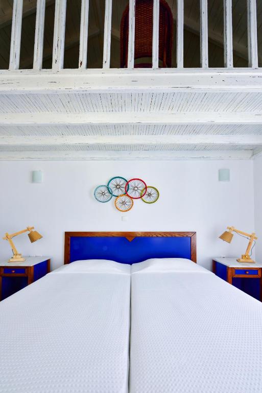 Posteľ alebo postele v izbe v ubytovaní Kalidon beach Hotel