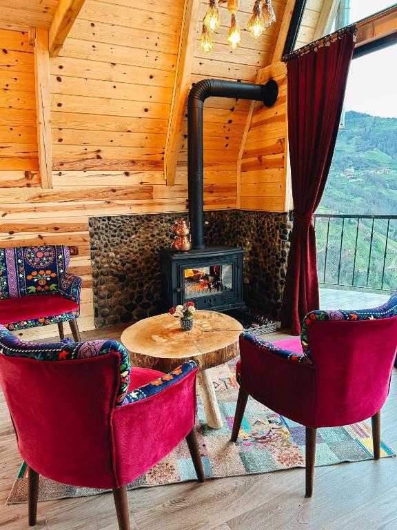 Fotografie z fotogalerie ubytování Obilaz Dağ Evleri v destinaci Dikkaya