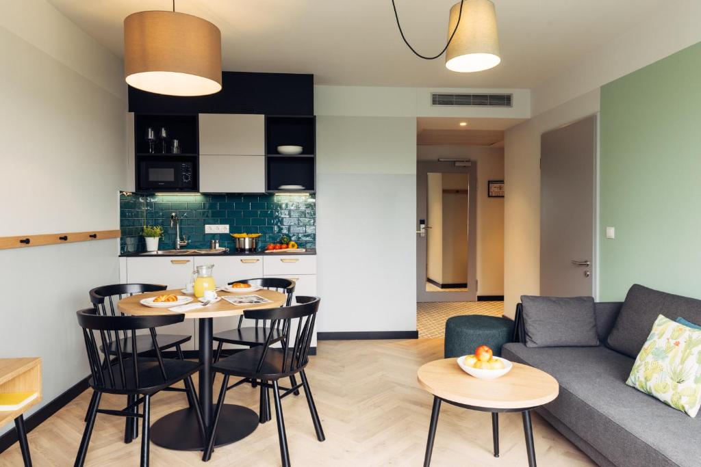 Posezení v ubytování harry's home Berlin-Moabit hotel & apartments