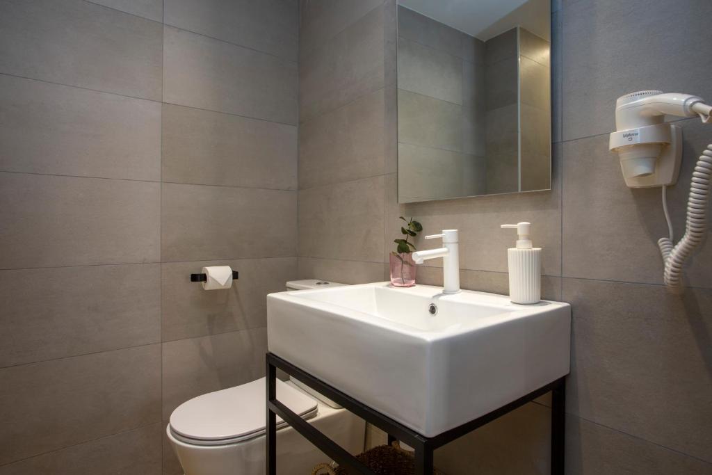Aila II Hotel Boutique by SingularStays - Digital Access - Single Room