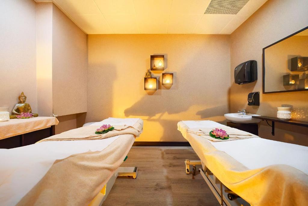 Posteľ alebo postele v izbe v ubytovaní Bull Vital Suites & Spa Boutique Hotel - Only Adults